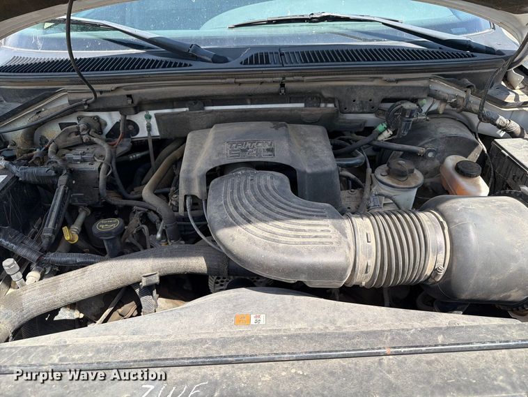 image for item ER1986 2002 Ford F150 Ext. Cab pickup truck