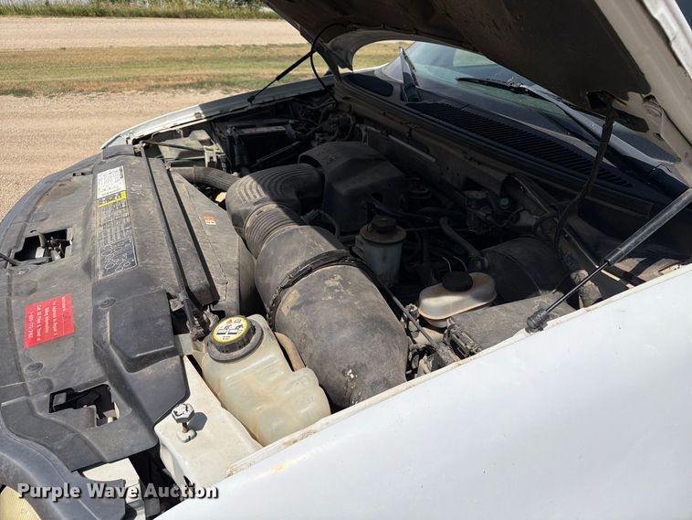 image for item ER1986 2002 Ford F150 Ext. Cab pickup truck