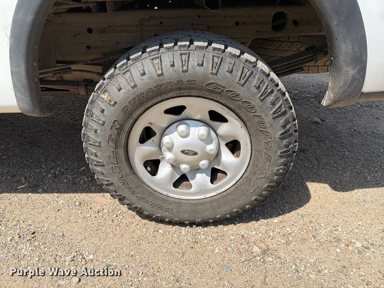 image for item ER1986 2002 Ford F150 Ext. Cab pickup truck