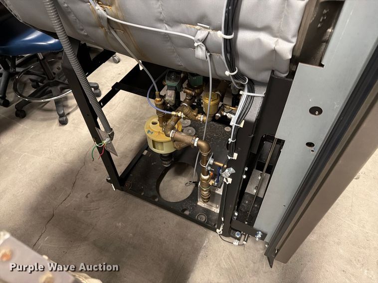 image for item ER1988 Steris AMSCO 250LS steam sterilizer