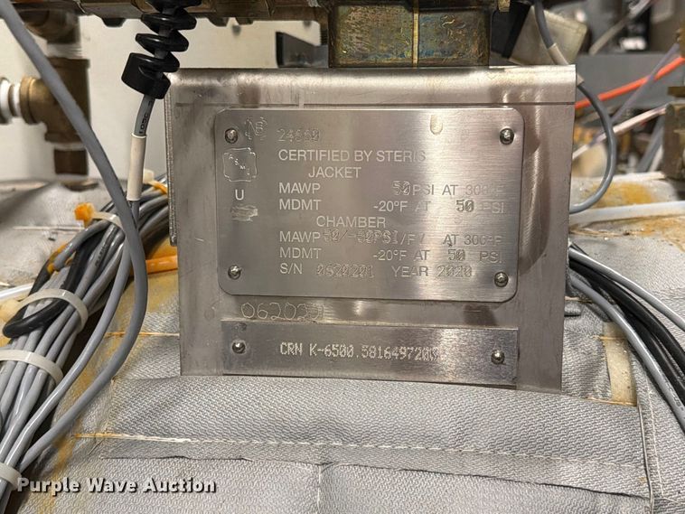 image for item ER1988 Steris AMSCO 250LS steam sterilizer