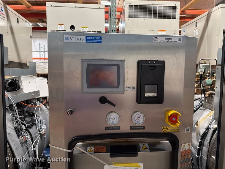 image for item ER1989 Steris AMSCO 250LS steam sterilizer
