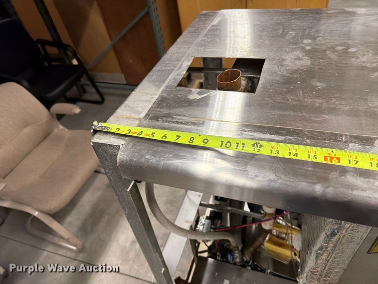 image for item ER1993 Steris 400 steam sterilizer
