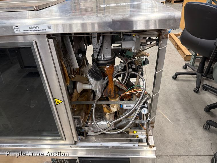 image for item ER1993 Steris 400 steam sterilizer