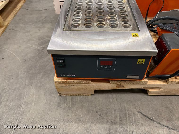 image for item ER1995 Lab equipment