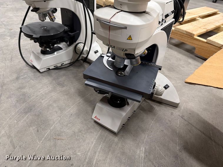 image for item ER1996 Leica DM LP microscope