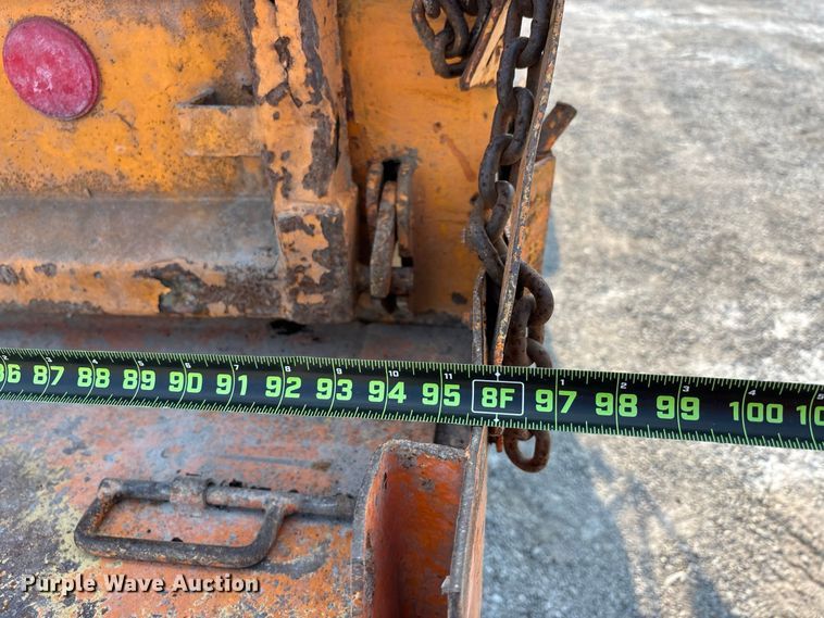 image for item ER3205 1985 Navistar 1954 dump truck