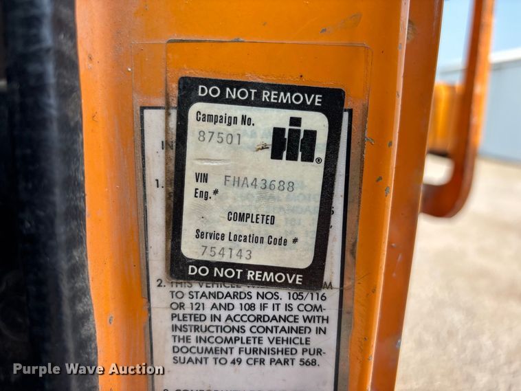 image for item ER3205 1985 Navistar 1954 dump truck