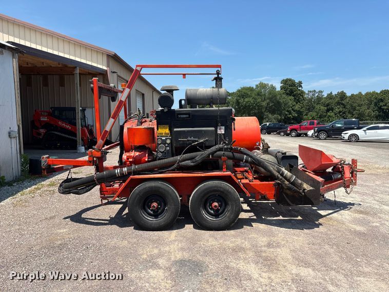 image for item ER3208 2011 Duraco Inc. 125DJT pothole patcher
