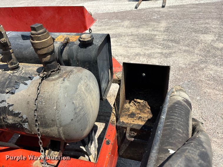 image for item ER3208 2011 Duraco Inc. 125DJT pothole patcher