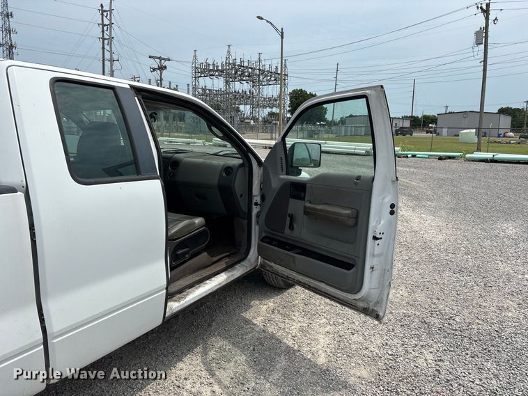 image for item ER3216 2007 Ford F150 XL Ext. Cab pickup truck