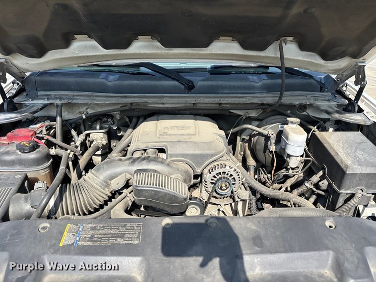 image for item ER7591 2011 Chevrolet Silverado 1500 Ext. Cab pickup truck