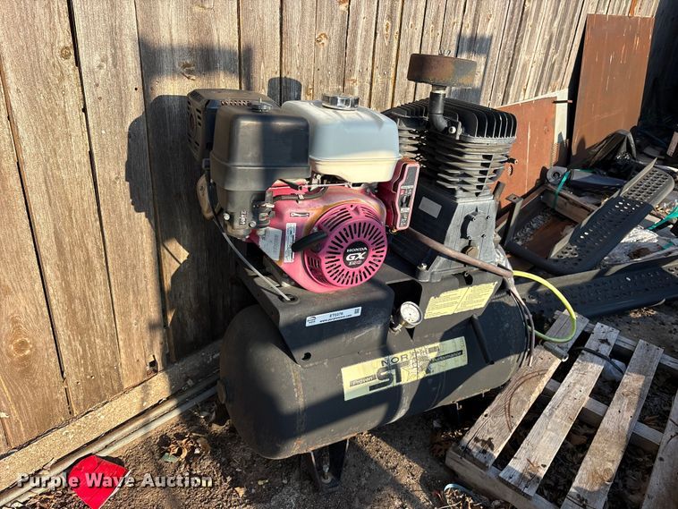 image for item ET0376 2015 North Star air compressor