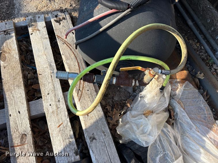 image for item ET0376 2015 North Star air compressor