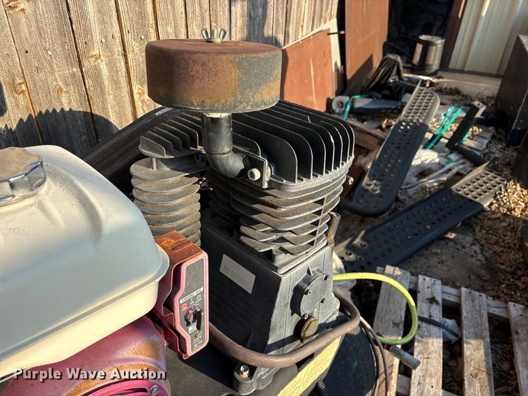 image for item ET0376 2015 North Star air compressor