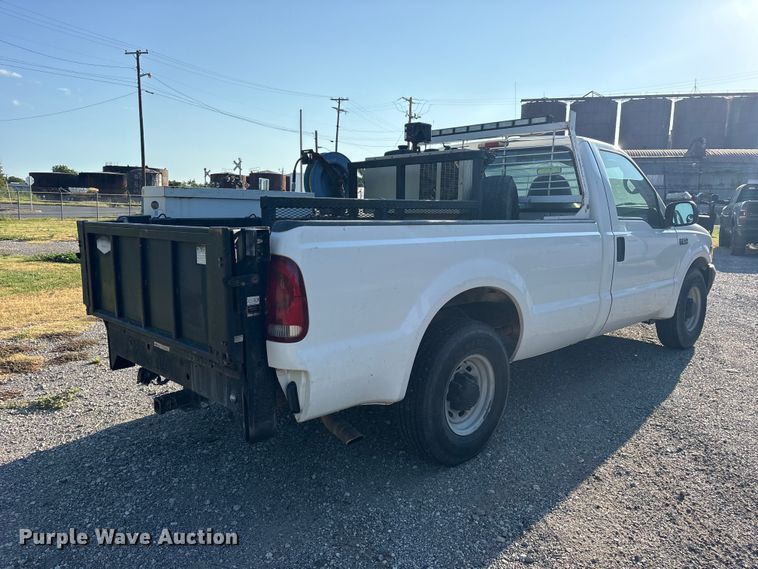 image for item ET0377 2001 Ford F250 Super Duty pickup truck