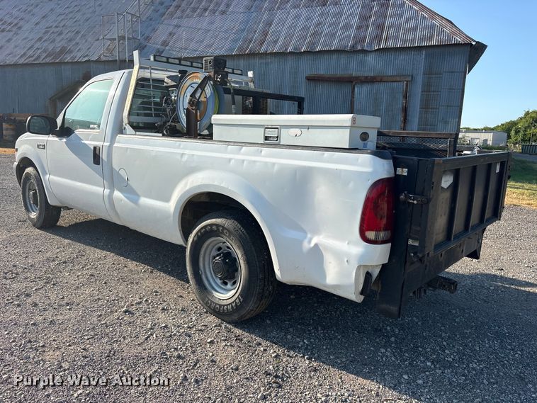 image for item ET0377 2001 Ford F250 Super Duty pickup truck