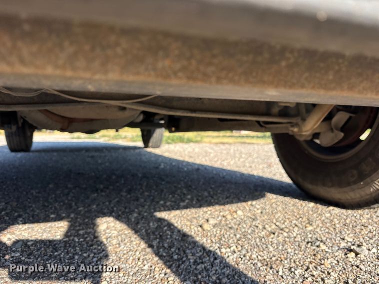 image for item ET0377 2001 Ford F250 Super Duty pickup truck