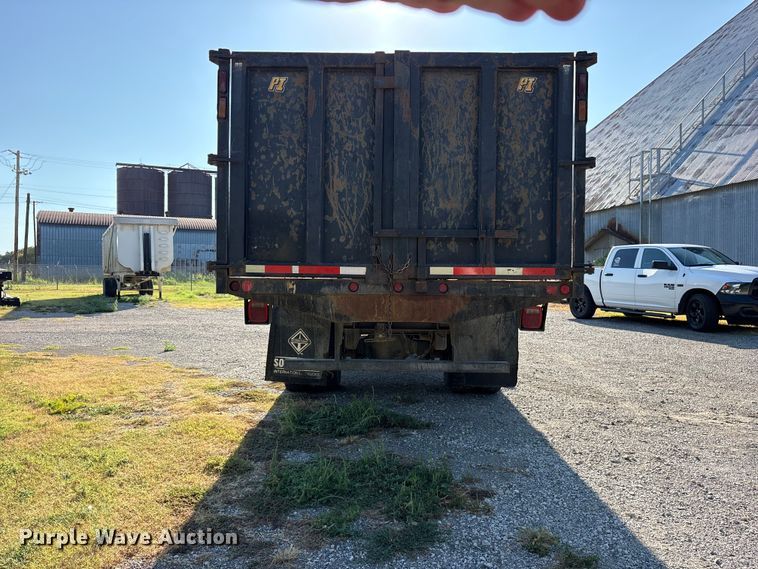 image for item ET0378 2014 International 4300 grapple truck