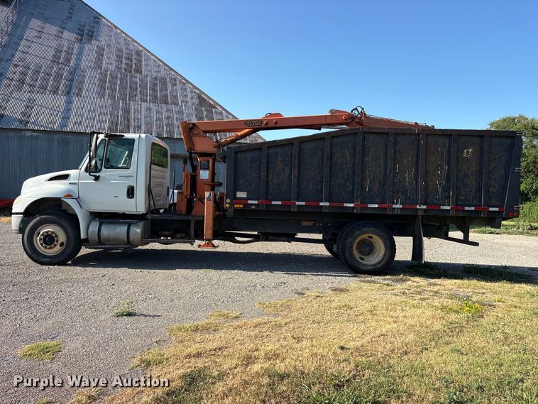 image for item ET0378 2014 International 4300 grapple truck