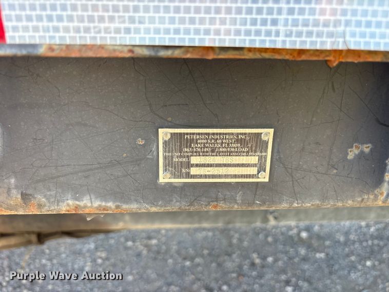 image for item ET0378 2014 International 4300 grapple truck