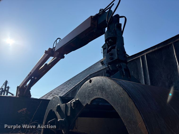 image for item ET0378 2014 International 4300 grapple truck