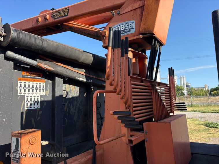 image for item ET0378 2014 International 4300 grapple truck
