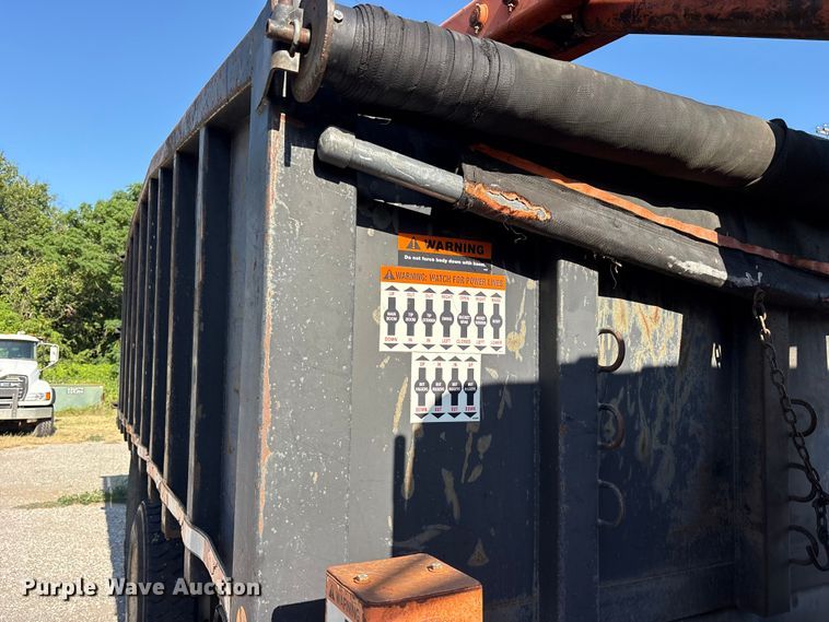 image for item ET0378 2014 International 4300 grapple truck