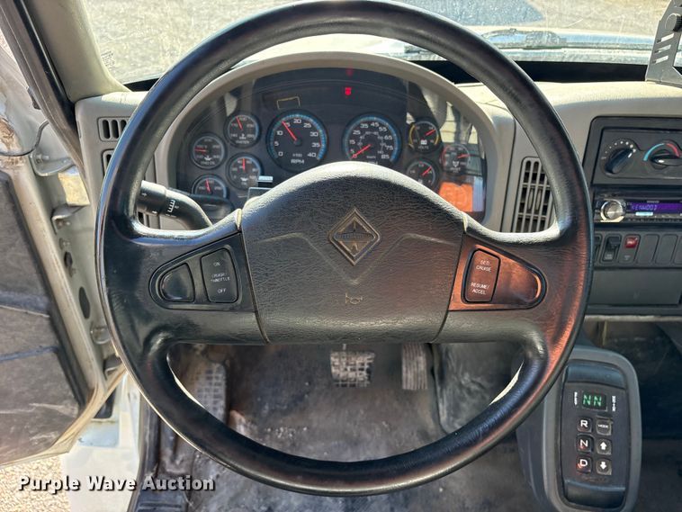 image for item ET0378 2014 International 4300 grapple truck