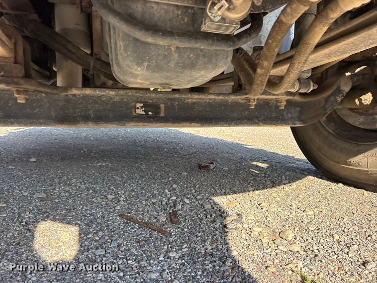 image for item ET0378 2014 International 4300 grapple truck