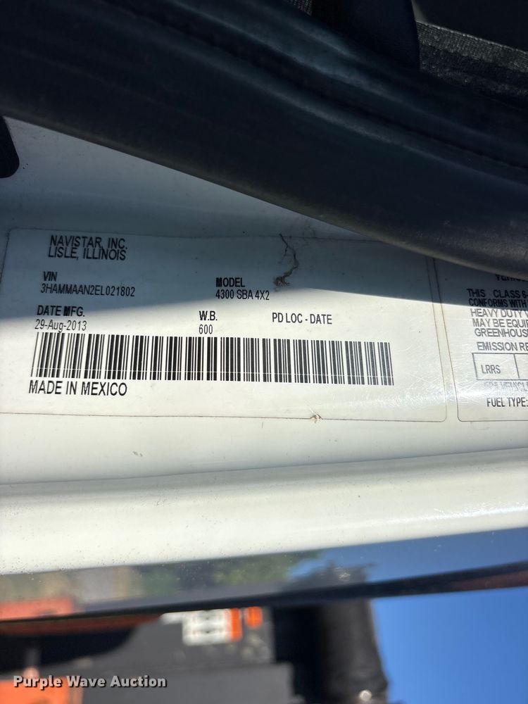 image for item ET0378 2014 International 4300 grapple truck
