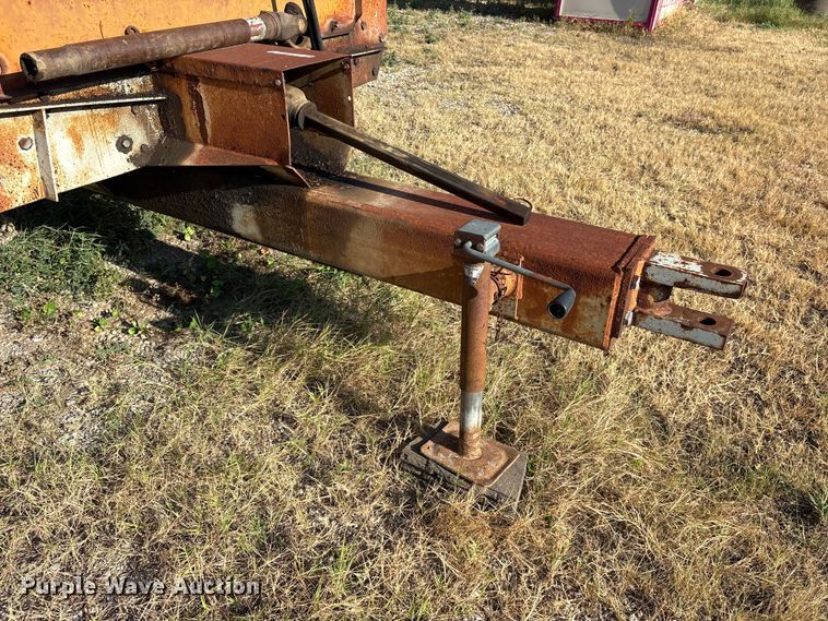 image for item ET0380 1998 Knight 8030 manure spreader