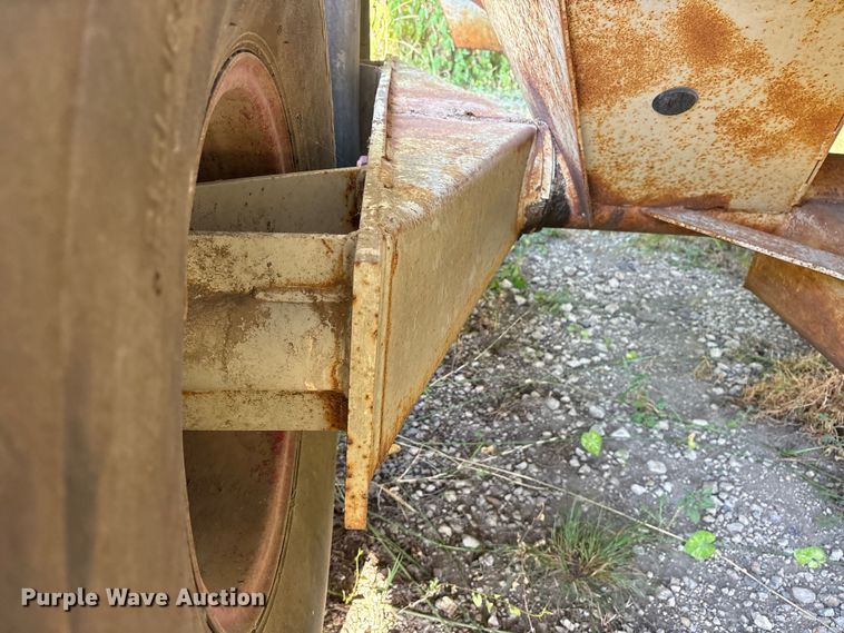 image for item ET0380 1998 Knight 8030 manure spreader
