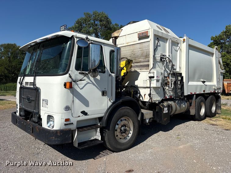 Photo of a 2013 Autocar Xpeditor