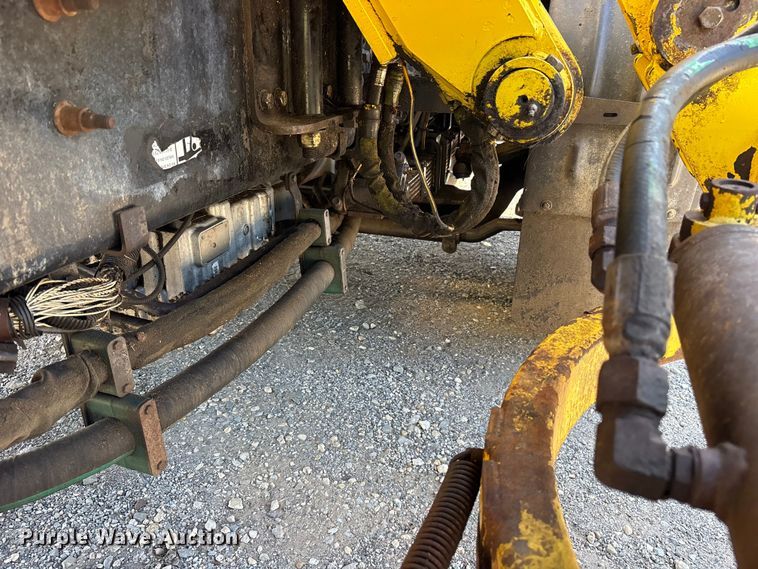 image for item ET0381 2013 Autocar Xpeditor refuse truck