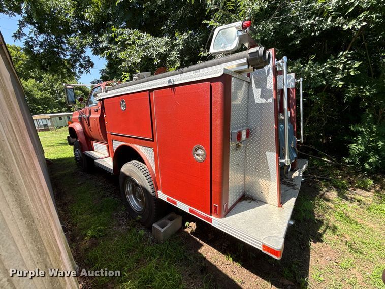 image for item ET6313 1979 GMC 7000 pumper fire truck