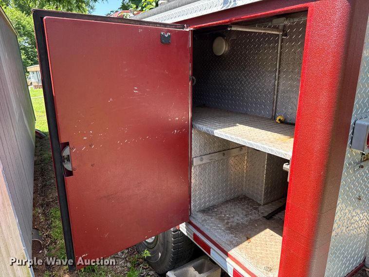 image for item ET6313 1979 GMC 7000 pumper fire truck