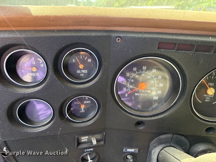 image for item ET6313 1979 GMC 7000 pumper fire truck