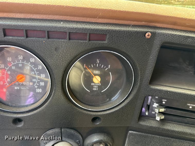 image for item ET6313 1979 GMC 7000 pumper fire truck