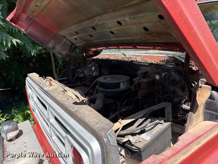 image for item ET6313 1979 GMC 7000 pumper fire truck