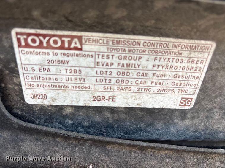 image for item EU5631 2015 Toyota Sienna van