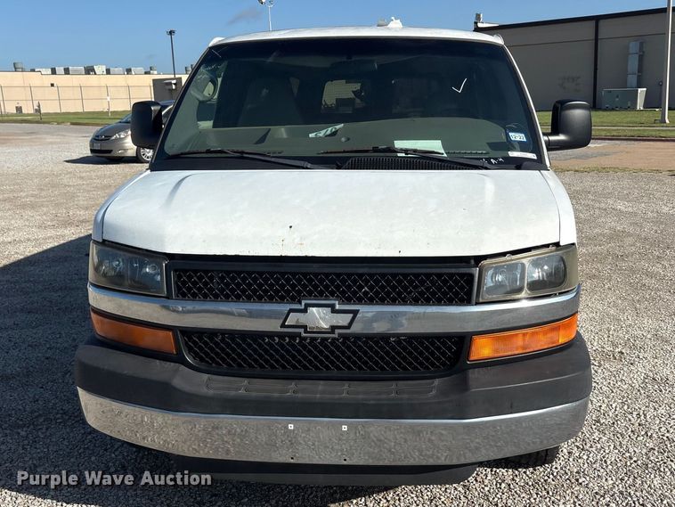 image for item EU5653 2008 Chevrolet Express van