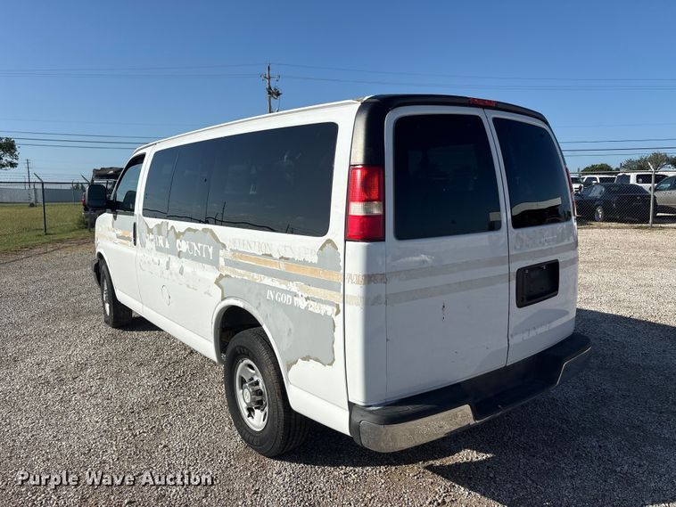 image for item EU5653 2008 Chevrolet Express van