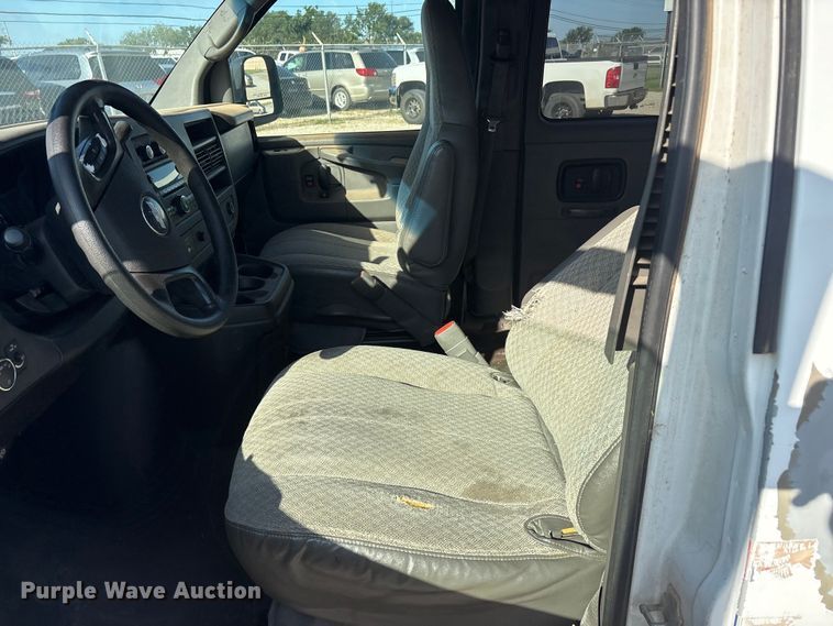 image for item EU5653 2008 Chevrolet Express van