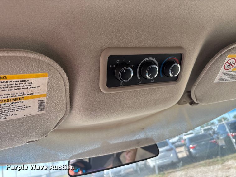 image for item EU5653 2008 Chevrolet Express van