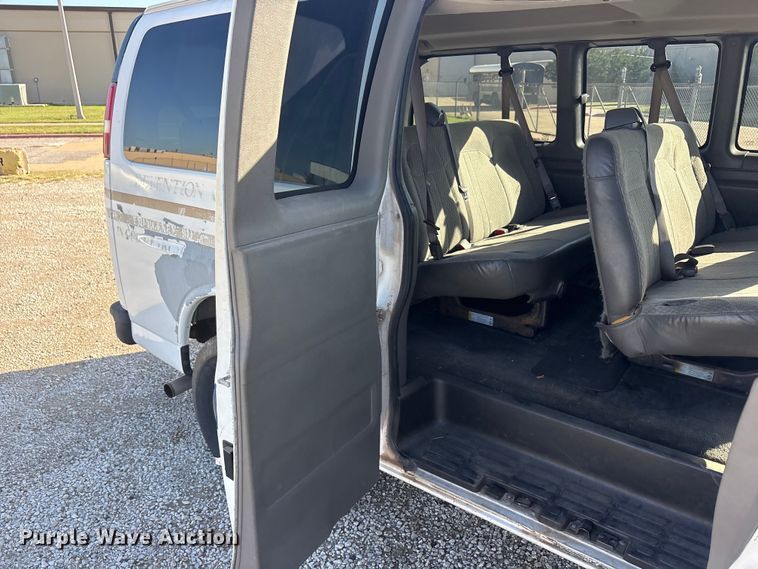 image for item EU5653 2008 Chevrolet Express van