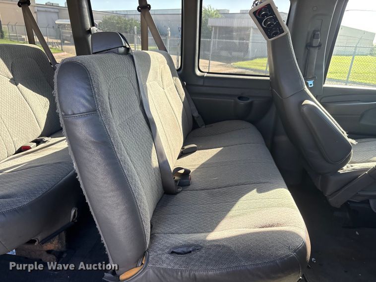 image for item EU5653 2008 Chevrolet Express van