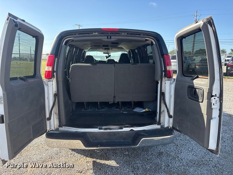 image for item EU5653 2008 Chevrolet Express van