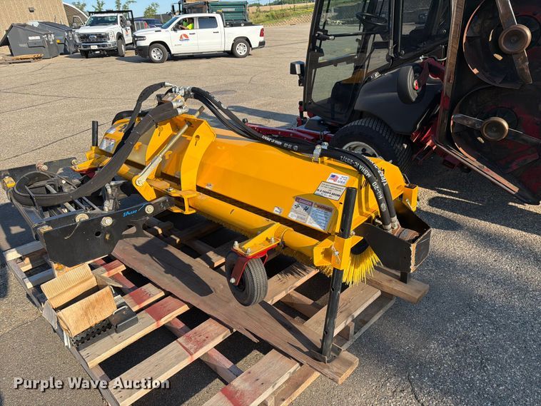 image for item EU5887 Toro Groundsmaster 5910 lawn mower