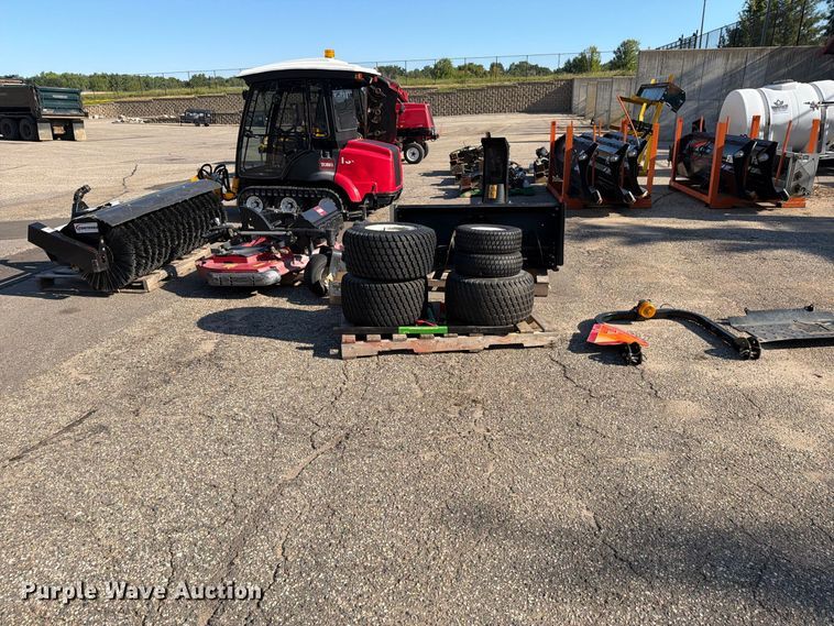 image for item EU5888 2020 Toro Groundsmaster 7210 lawn mower